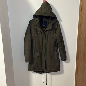 American Eagle olive faux fur lined parka jacket XS